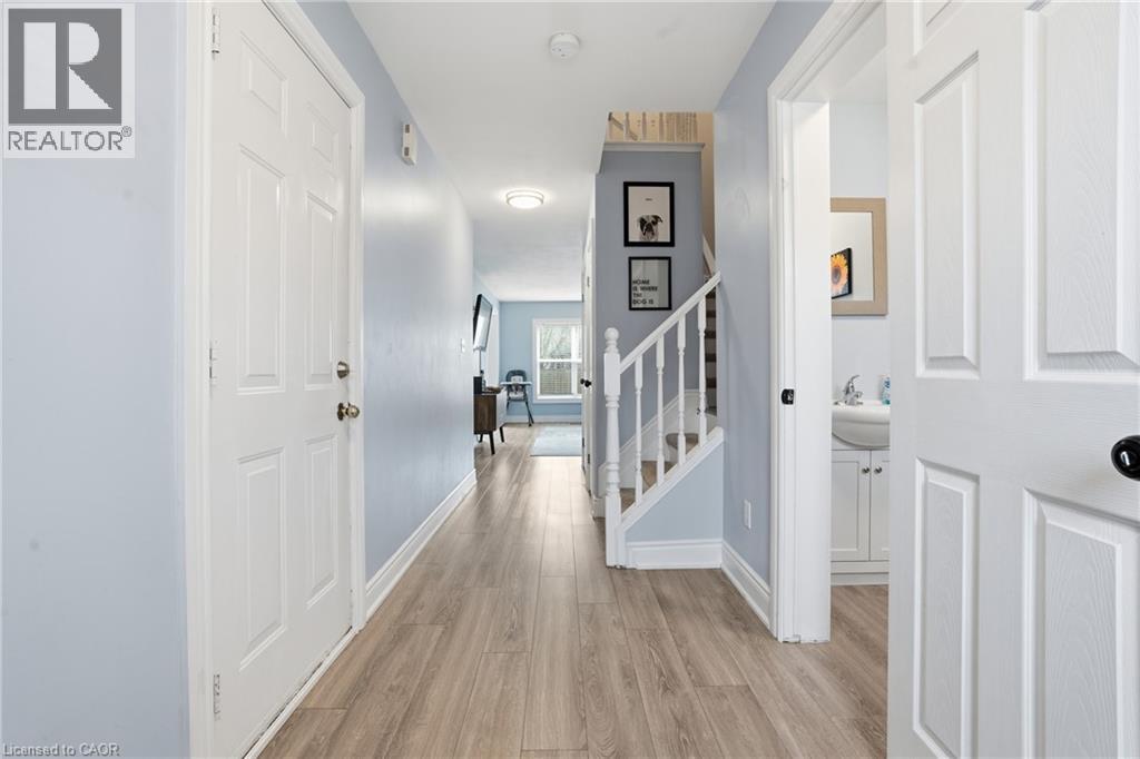31 SWAYZE Court, Smithville, Ontario, L0R2A0 — Photo 6