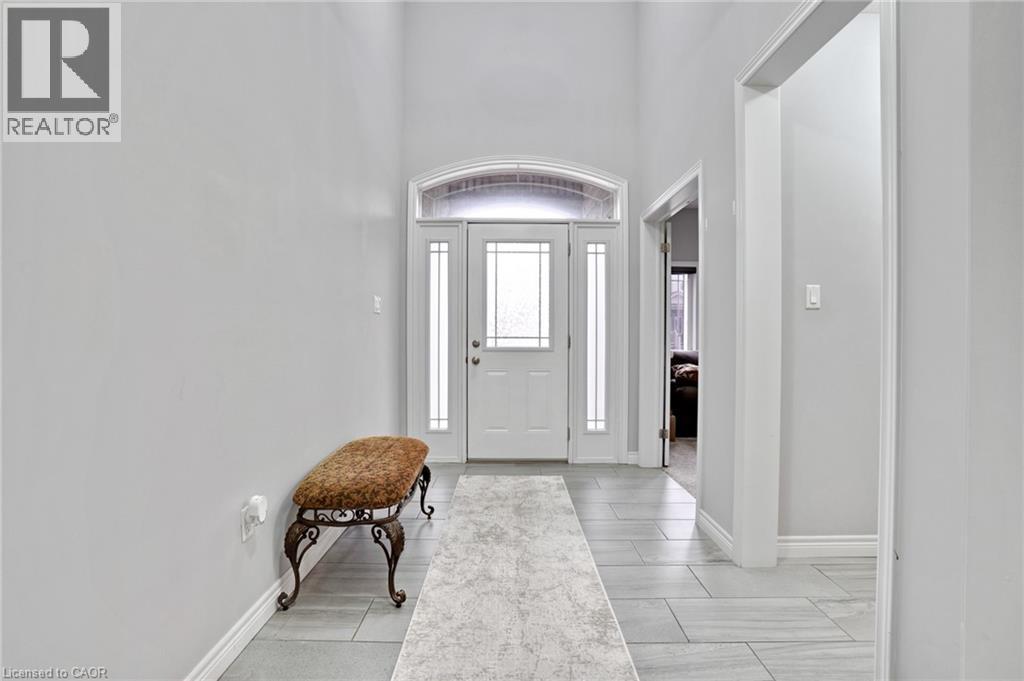 341 RIVERTRAIL Avenue, Kitchener, Ontario, N2A0K4 — Photo 4