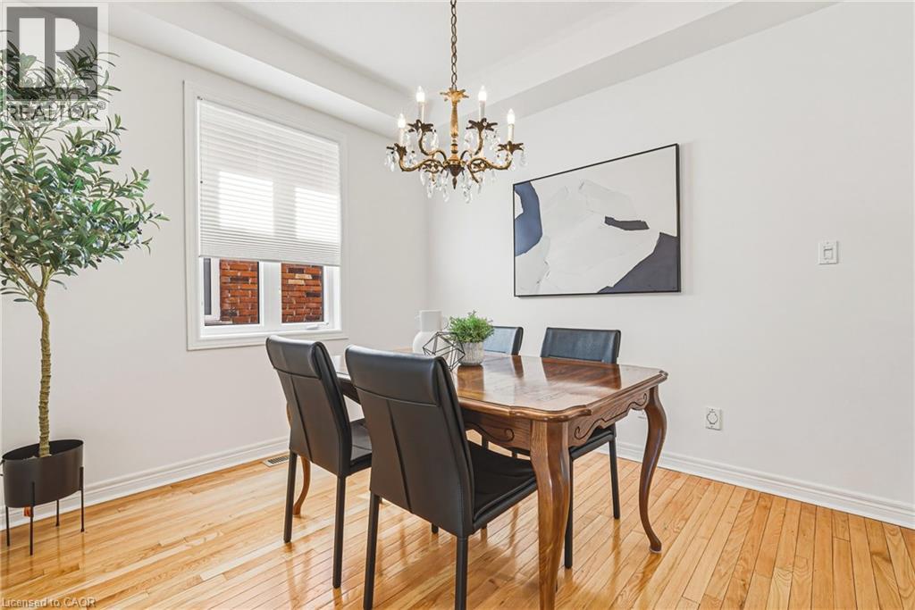 125 CREEK PATH Avenue, Oakville, Ontario, L6L6T3 — Photo 7