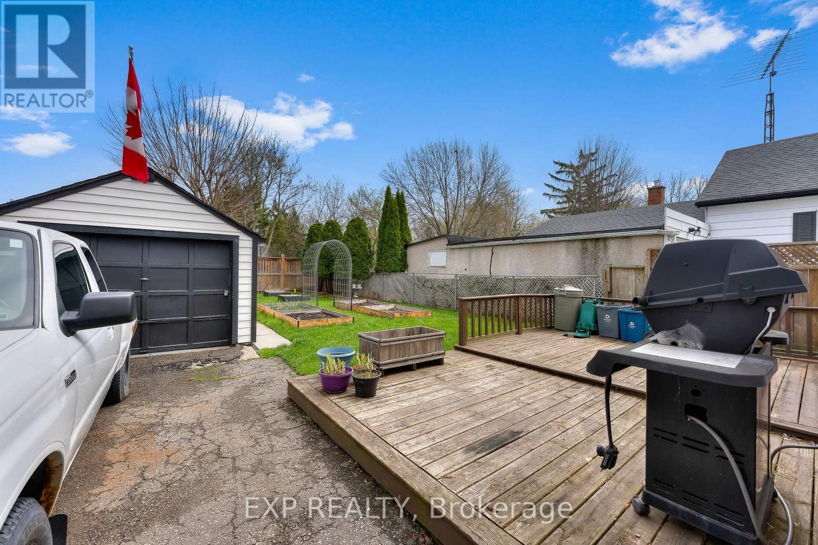 62 ROLLS AVENUE, St. Catharines (Fairview), Ontario, L2N1W1 — Photo 22