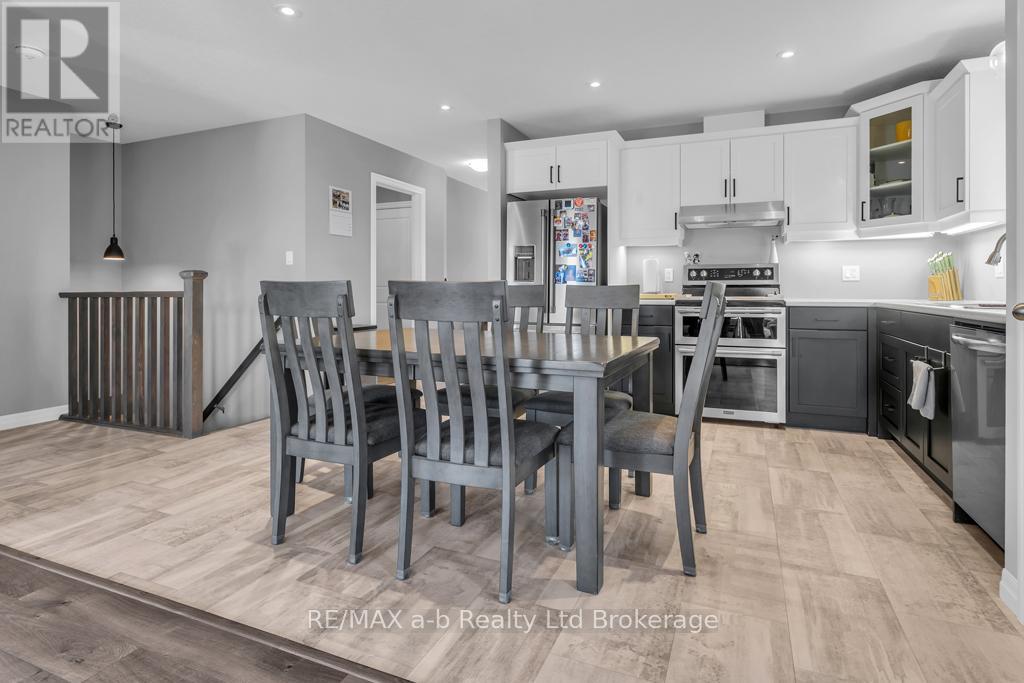 242 WILSON AVENUE, Tillsonburg, Ontario, N4G0H4 — Photo 17