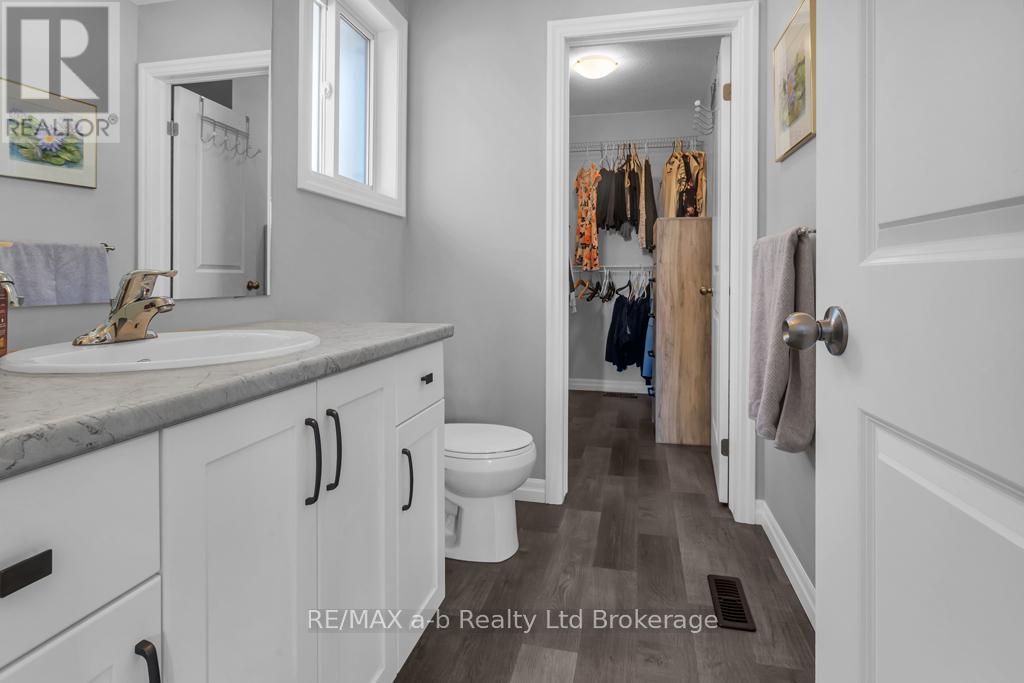 242 WILSON AVENUE, Tillsonburg, Ontario, N4G0H4 — Photo 24