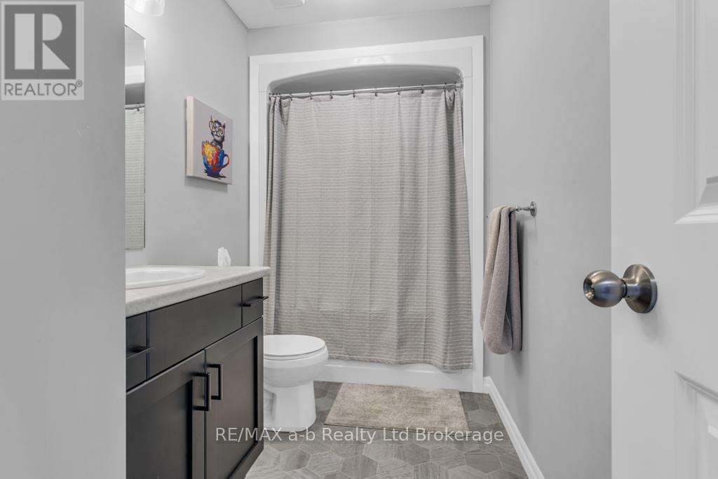 242 WILSON AVENUE, Tillsonburg, Ontario, N4G0H4 — Photo 26