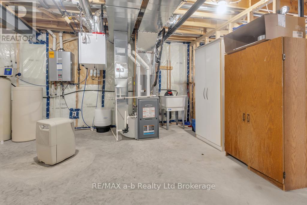 242 WILSON AVENUE, Tillsonburg, Ontario, N4G0H4 — Photo 33