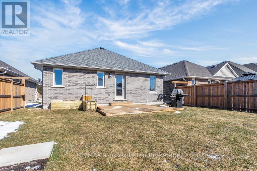 242 WILSON AVENUE, Tillsonburg, Ontario, N4G0H4 — Photo 36