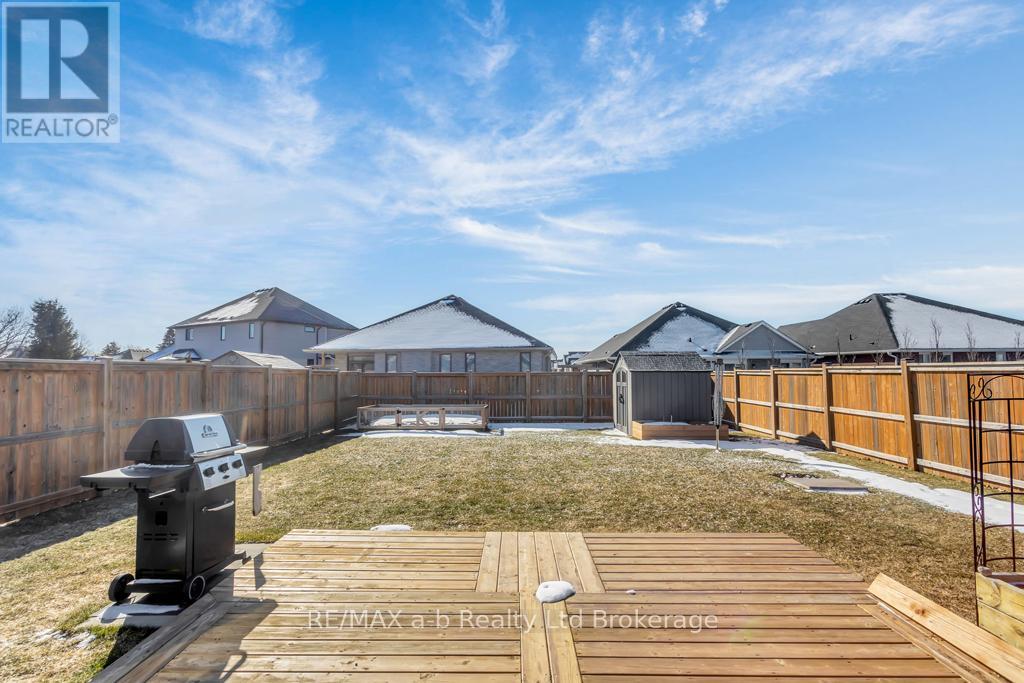 242 WILSON AVENUE, Tillsonburg, Ontario, N4G0H4 — Photo 6