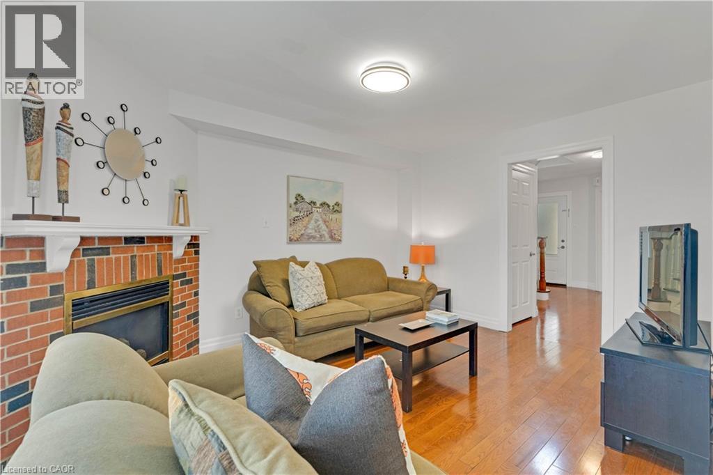 1471 PICKWICK Drive, Mississauga, Ontario, L5V1V7 — Photo 13