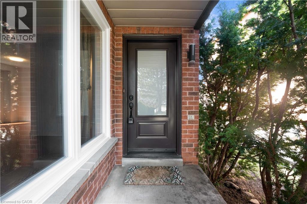 1471 PICKWICK Drive, Mississauga, Ontario, L5V1V7 — Photo 4