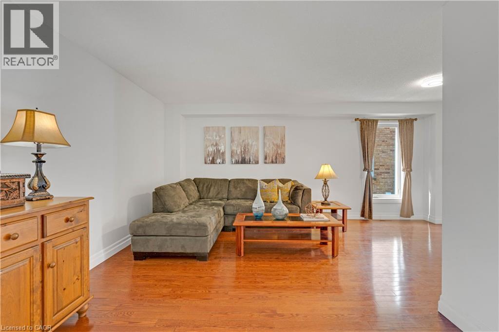 1471 PICKWICK Drive, Mississauga, Ontario, L5V1V7 — Photo 7