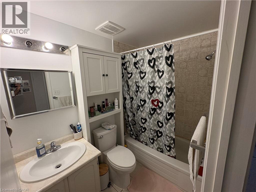 4313 LEE Drive, Mississauga, Ontario, L4W4A9 — Photo 14
