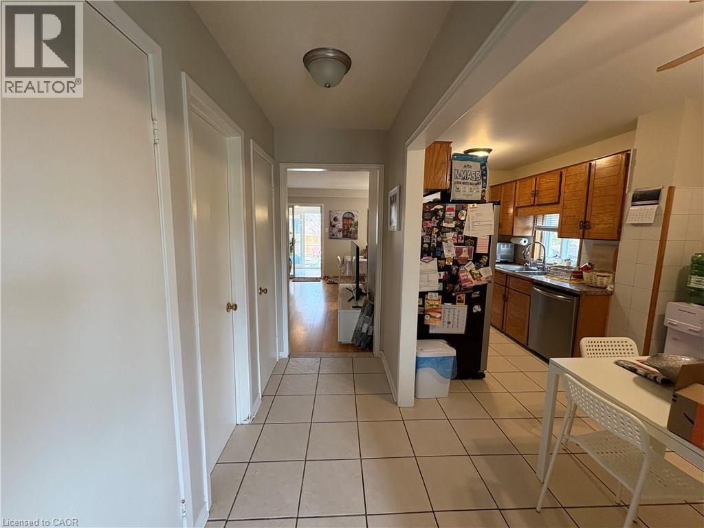 4313 LEE Drive, Mississauga, Ontario, L4W4A9 — Photo 5