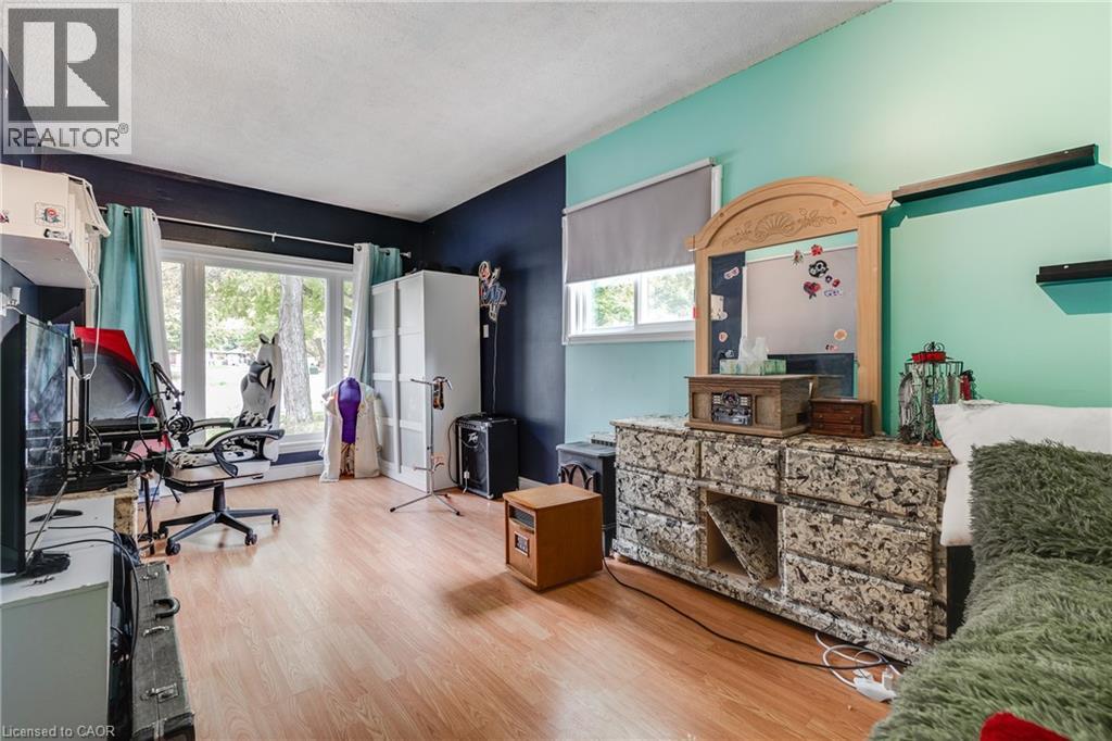 36 ANGELA Crescent, Cambridge, Ontario, N1S4B6 — Photo 18