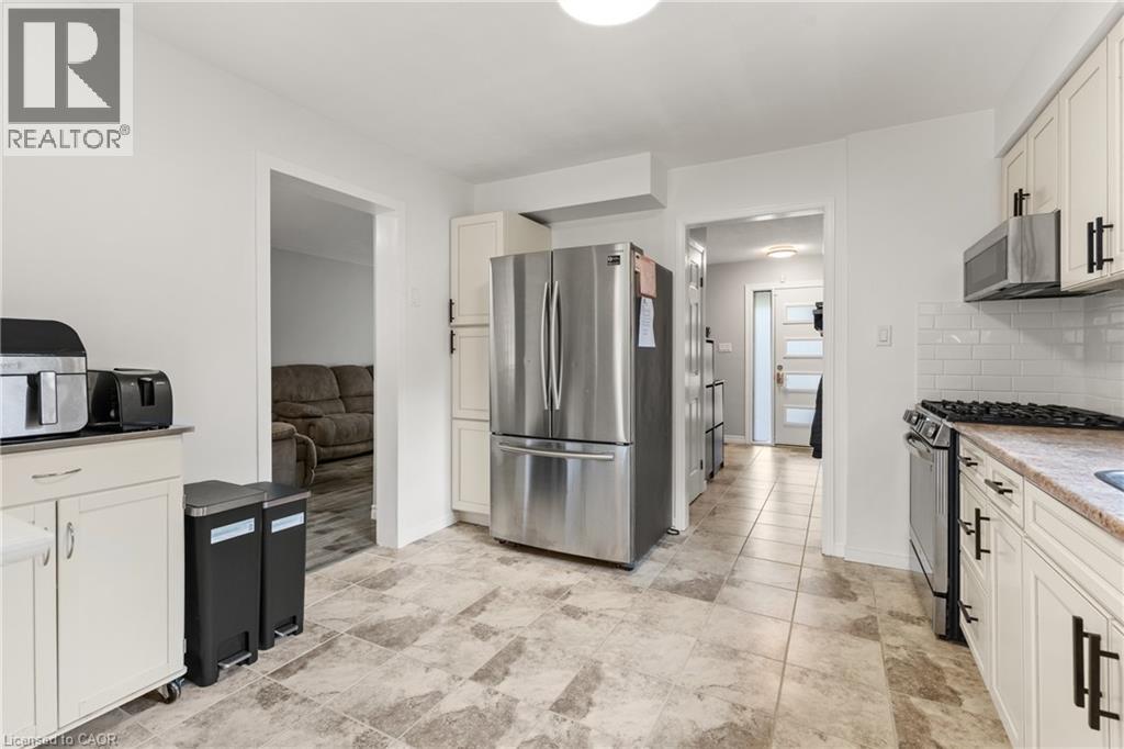 36 ANGELA Crescent, Cambridge, Ontario, N1S4B6 — Photo 8