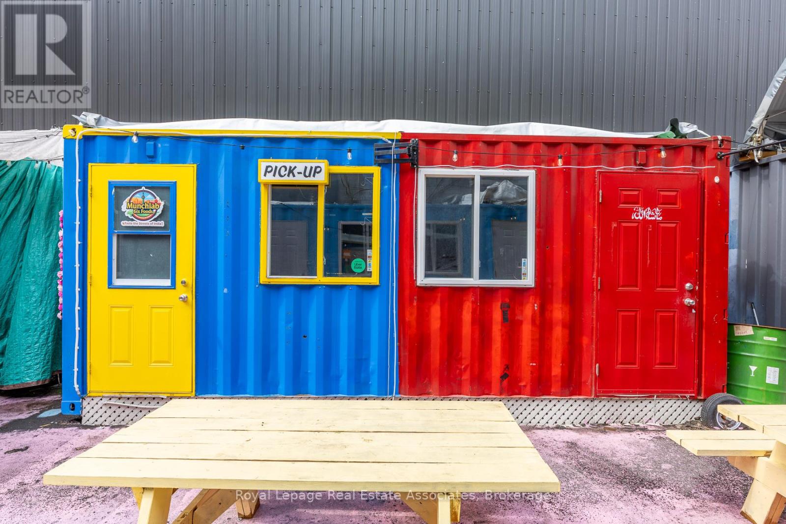 617 QUEEN STREET W, Toronto (Waterfront Communities), Ontario, M5V2B7 — Photo 11