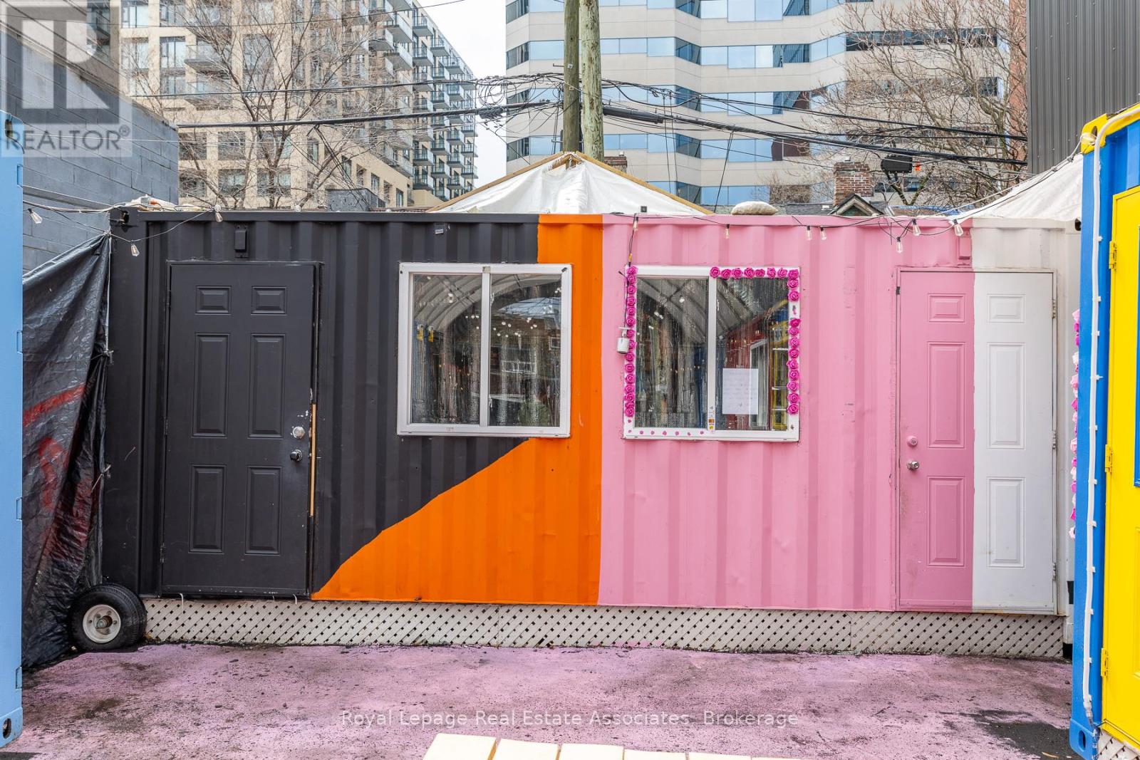 617 QUEEN STREET W, Toronto (Waterfront Communities), Ontario, M5V2B7 — Photo 14