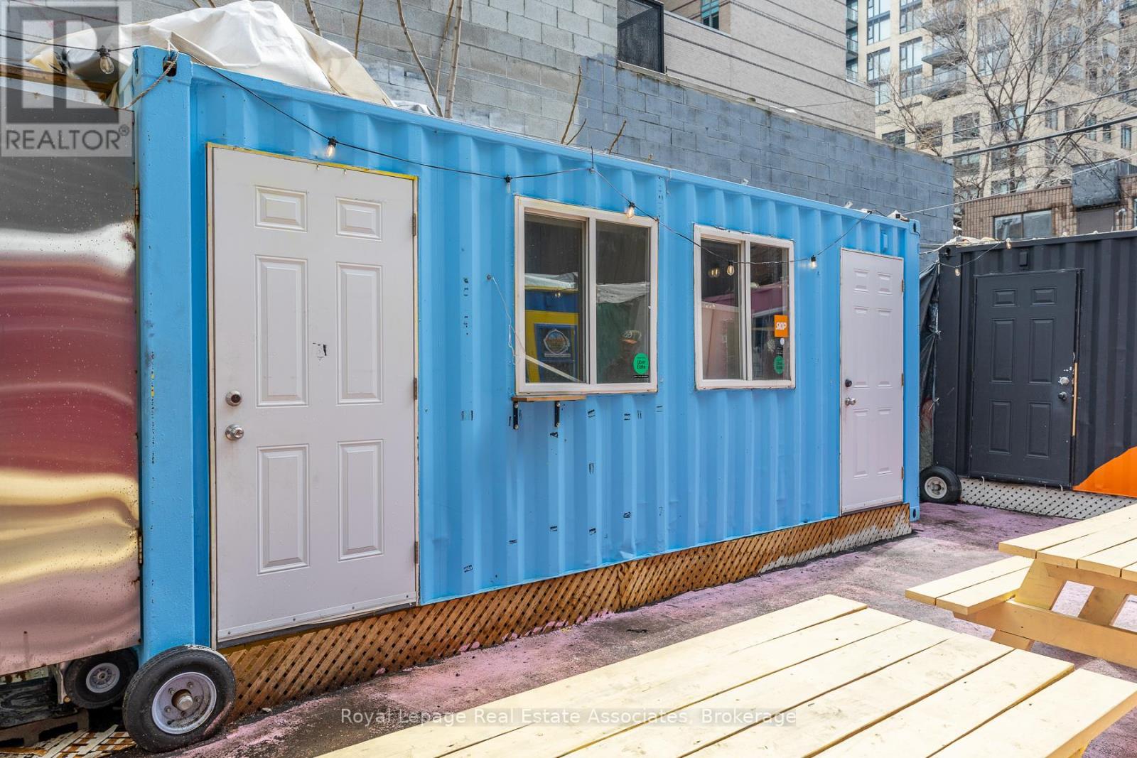 617 QUEEN STREET W, Toronto (Waterfront Communities), Ontario, M5V2B7 — Photo 18