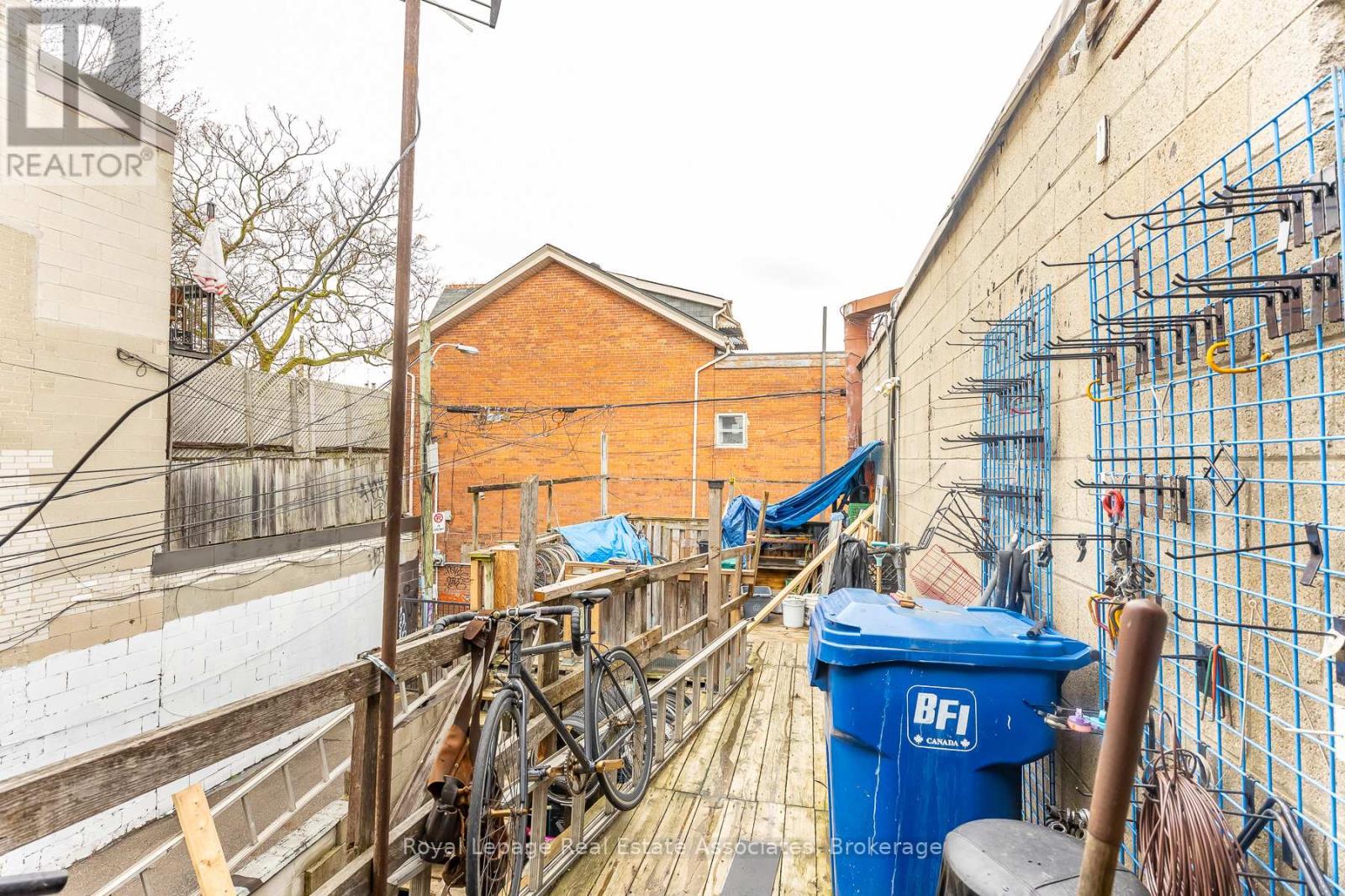 863 BLOOR STREET W, Toronto (Palmerston-Little Italy), Ontario, M6G1M4 — Photo 13