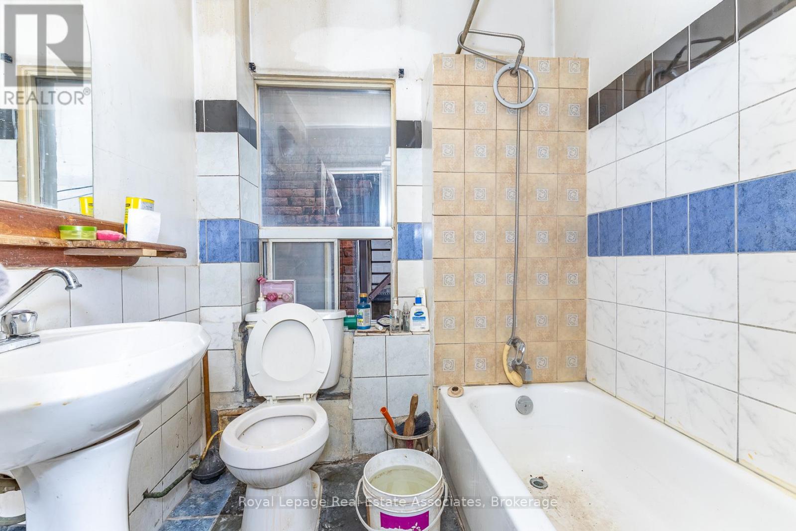 863 BLOOR STREET W, Toronto (Palmerston-Little Italy), Ontario, M6G1M4 — Photo 15