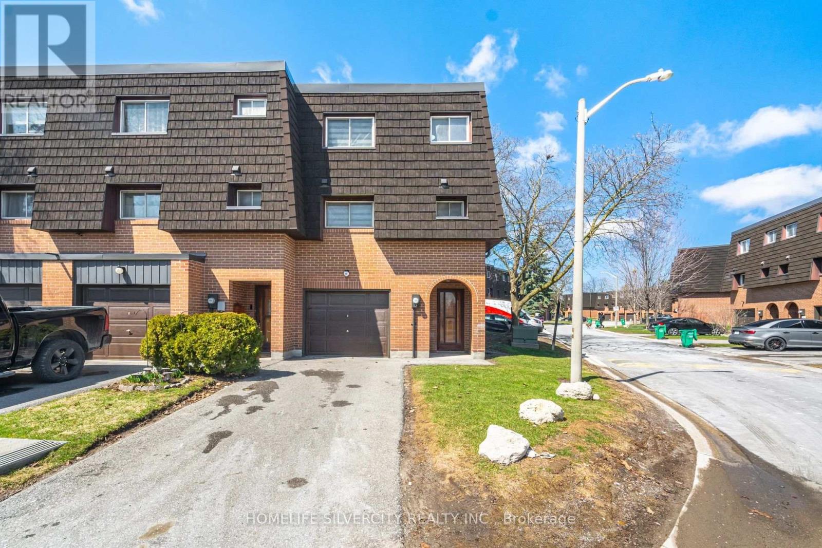 79 DARRAS COURT, Brampton (Southgate), Ontario, L6T1W7 — Photo 3