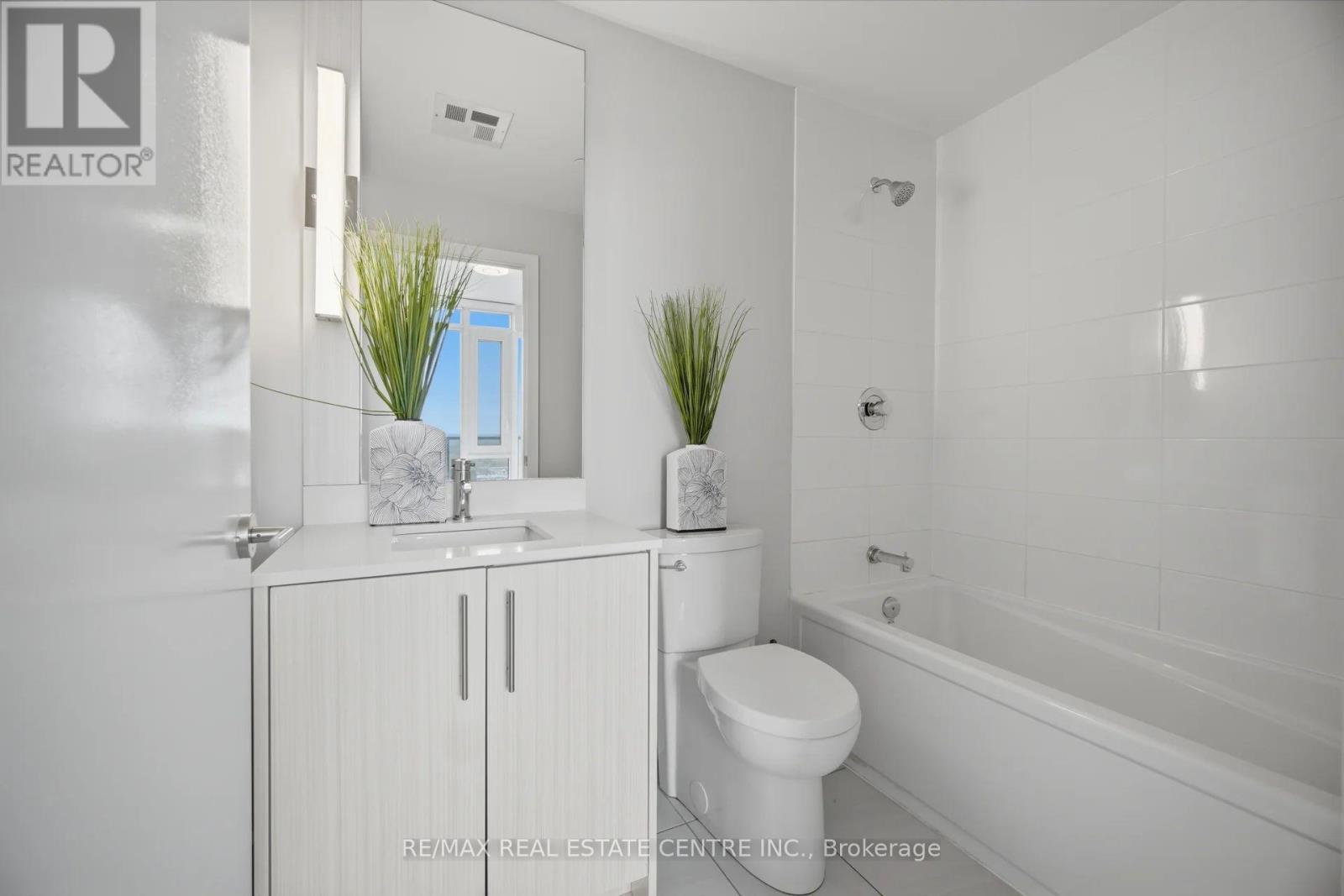 901 - 215 VETERANS DRIVE, Brampton (Northwest Brampton), Ontario, L7A5L6 — Photo 14