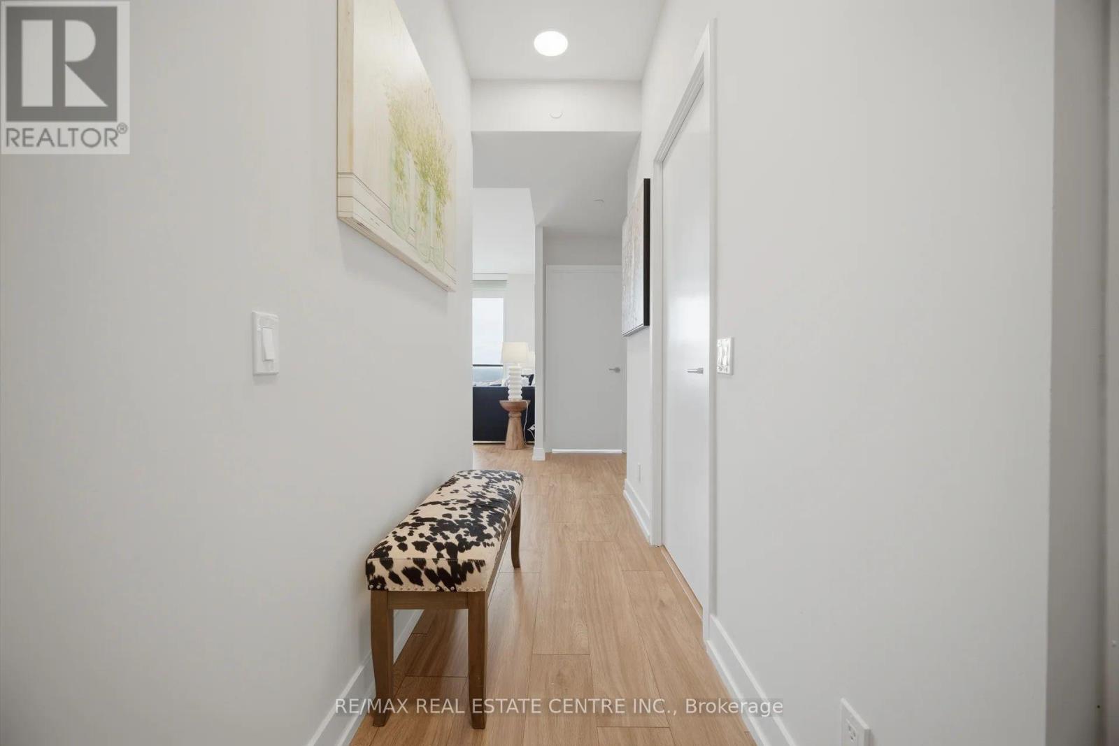 901 - 215 VETERANS DRIVE, Brampton (Northwest Brampton), Ontario, L7A5L6 — Photo 3