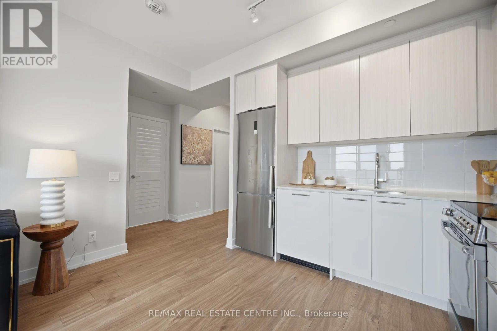 901 - 215 VETERANS DRIVE, Brampton (Northwest Brampton), Ontario, L7A5L6 — Photo 8