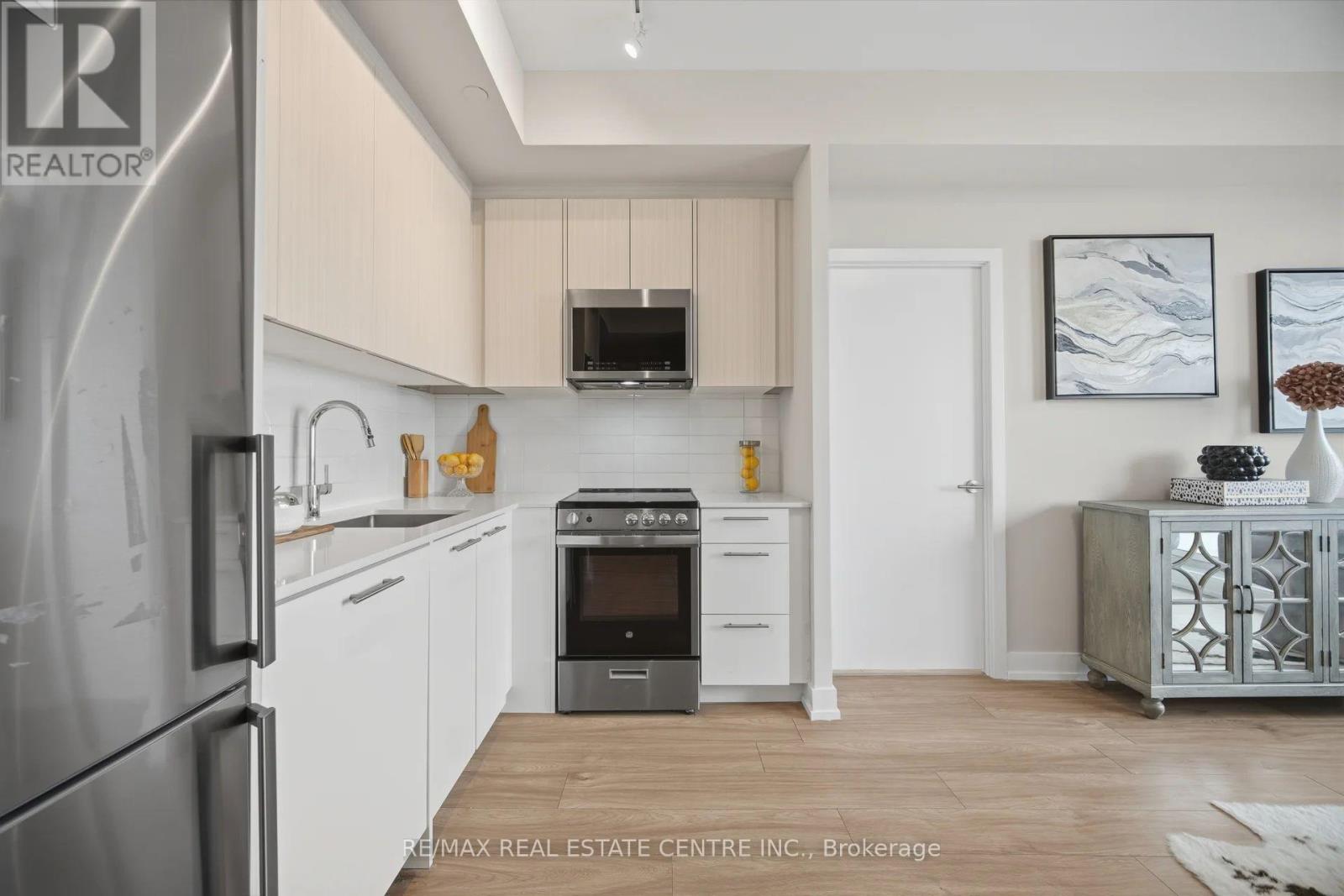 901 - 215 VETERANS DRIVE, Brampton (Northwest Brampton), Ontario, L7A5L6 — Photo 9