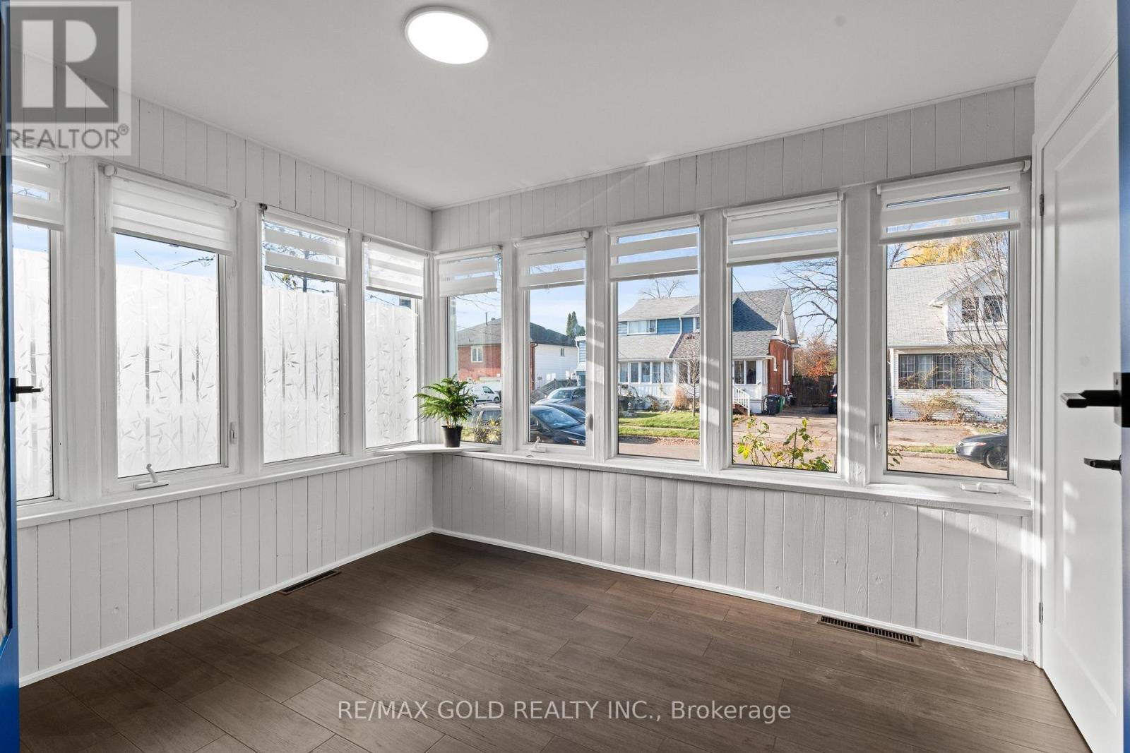 59 DAVID STREET, Brampton (Downtown Brampton), Ontario, L6X1J6 — Photo 3