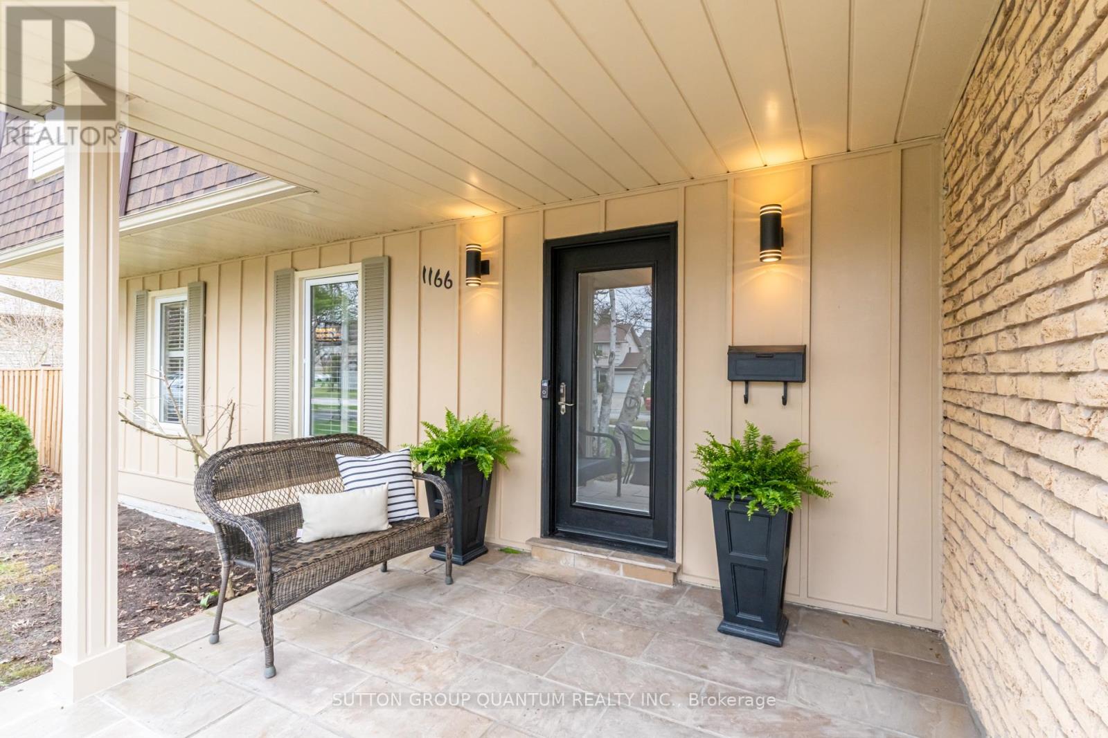 1166 GERAN CRESCENT, Mississauga (Sheridan), Ontario, L5H3R5 — Photo 4