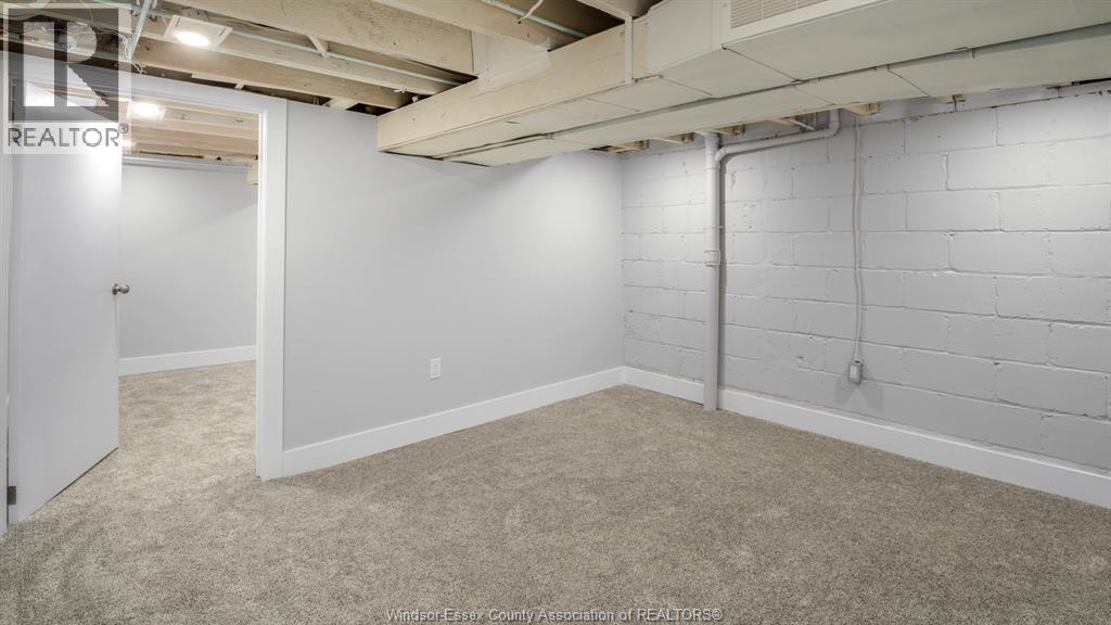 821-823 VILLAIRE, Windsor, Ontario, N9S2J3 — Photo 20