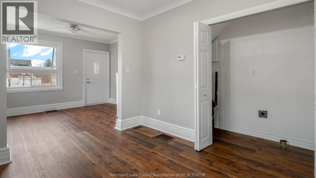 821-823 VILLAIRE, Windsor, Ontario, N9S2J3 — Photo 8