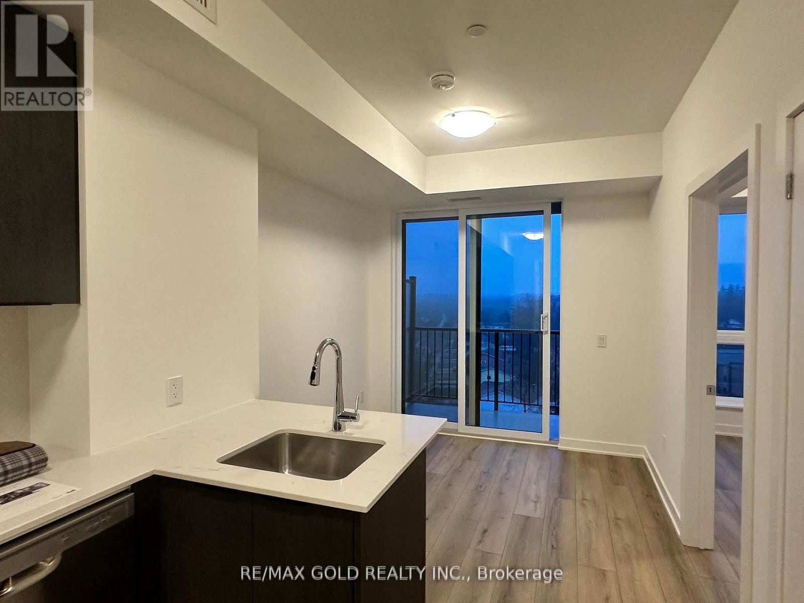 605 - 312 ERB STREET W, Waterloo, Ontario, N2L1W3 — Photo 11