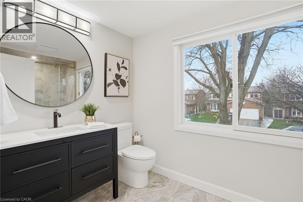 8 CHUDLEIGH Street, Waterdown, Ontario, L9H7E4 — Photo 22