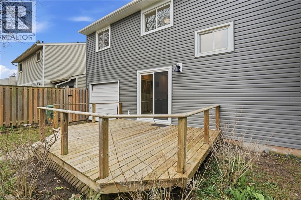 8 CHUDLEIGH Street, Waterdown, Ontario, L9H7E4 — Photo 36