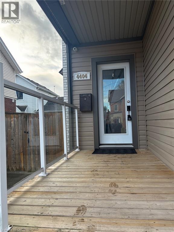 4404 MORRISON Street, Niagara Falls, Ontario, L2E2B3 — Photo 3