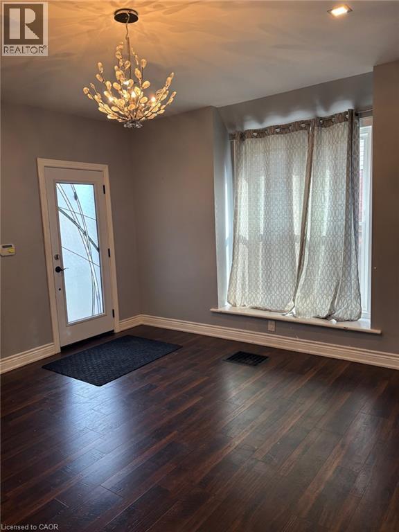 4404 MORRISON Street, Niagara Falls, Ontario, L2E2B3 — Photo 4