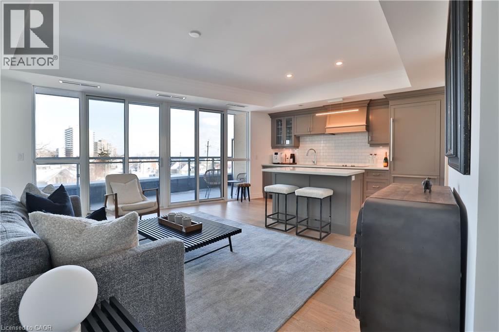 2060 LAKESHORE Road Unit# 304, Burlington, Ontario, L7R0G2 — Photo 10