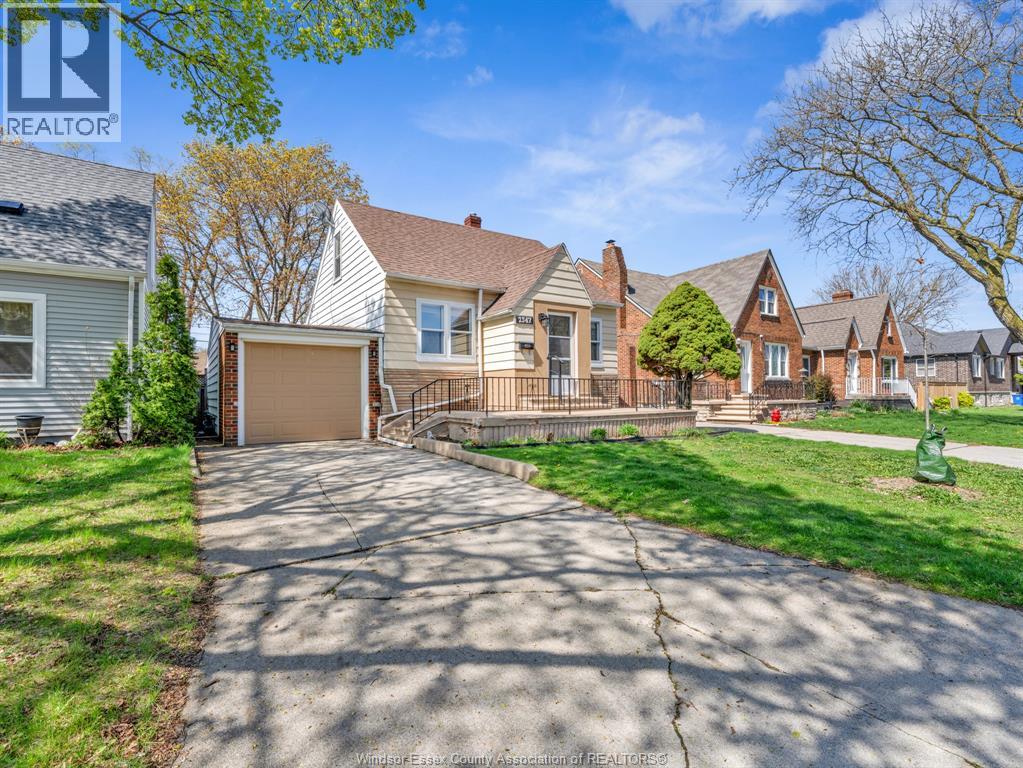 2347 TOURANGEAU ROAD, Windsor, Ontario, N8W4N5 — Photo 2