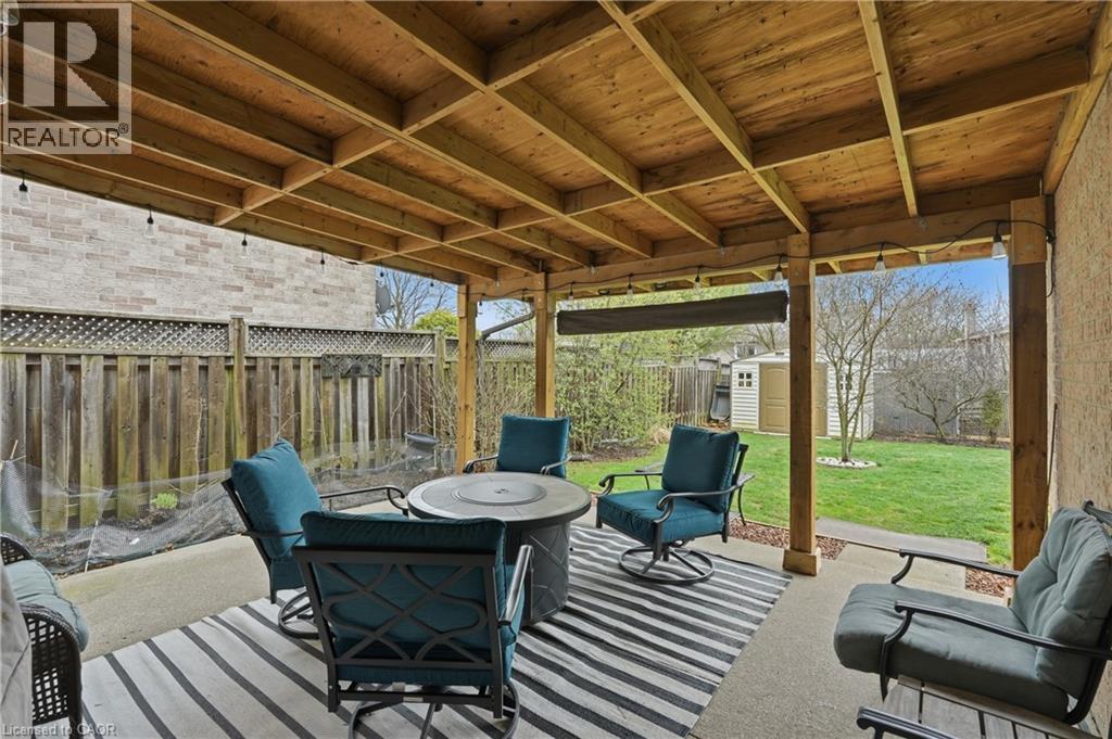 32 HOBART Crescent, Brantford, Ontario, N3P1V6 — Photo 23