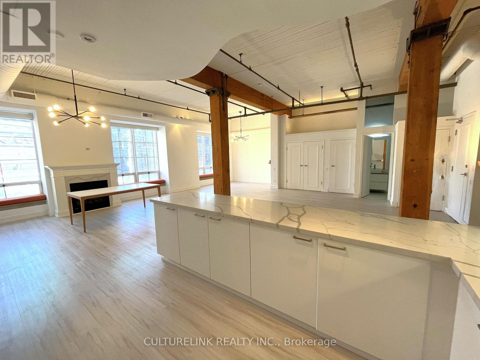 201 - 781 KING STREET W, Toronto (Niagara), Ontario, M5V3L5 — Photo 5