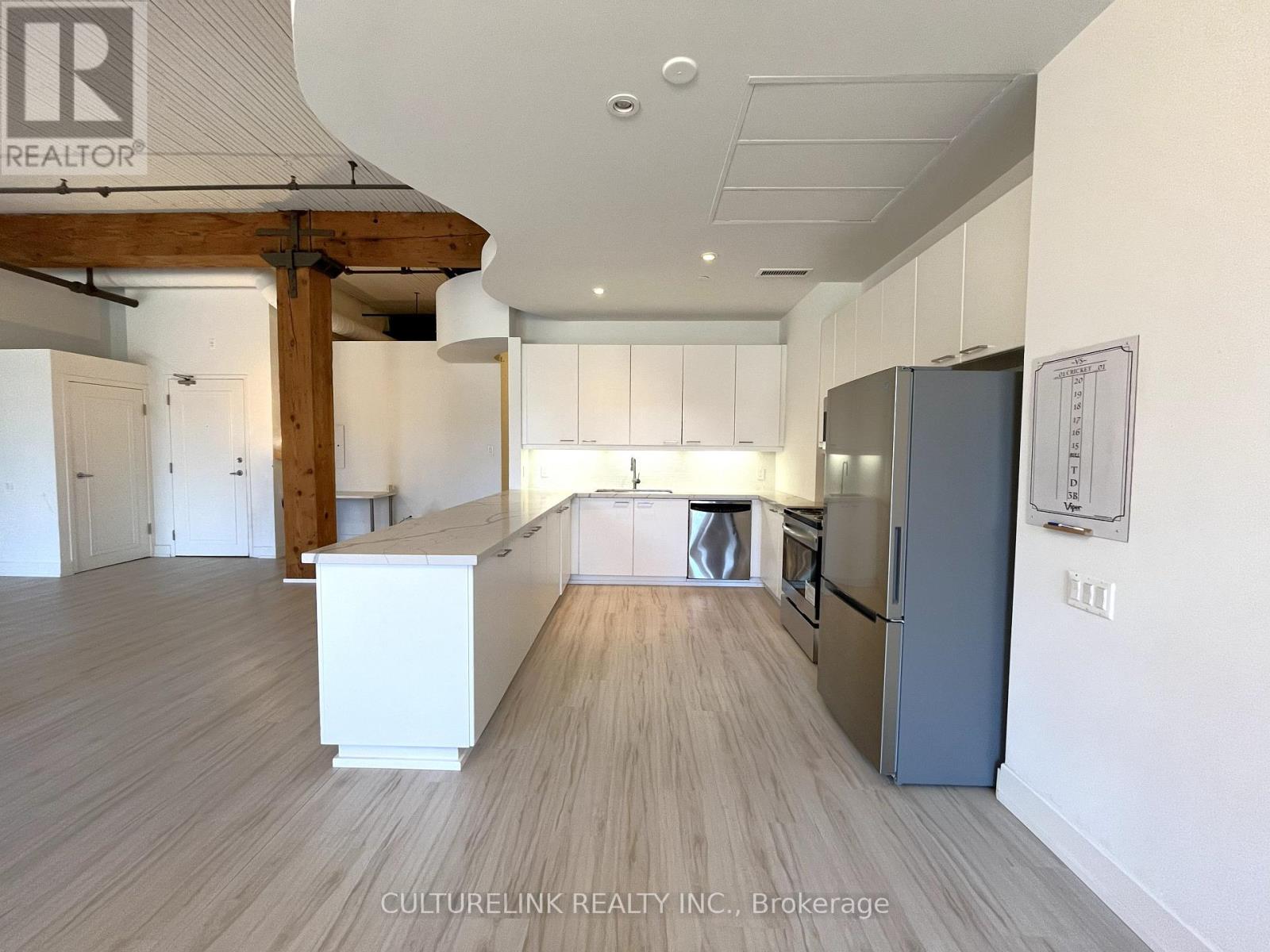 201 - 781 KING STREET W, Toronto (Niagara), Ontario, M5V3L5 — Photo 8