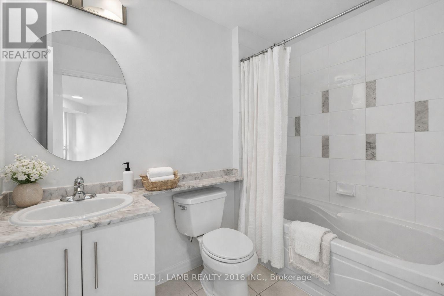 310 - 16 YONGE STREET, Toronto (Waterfront Communities), Ontario, M5E2A1 — Photo 10