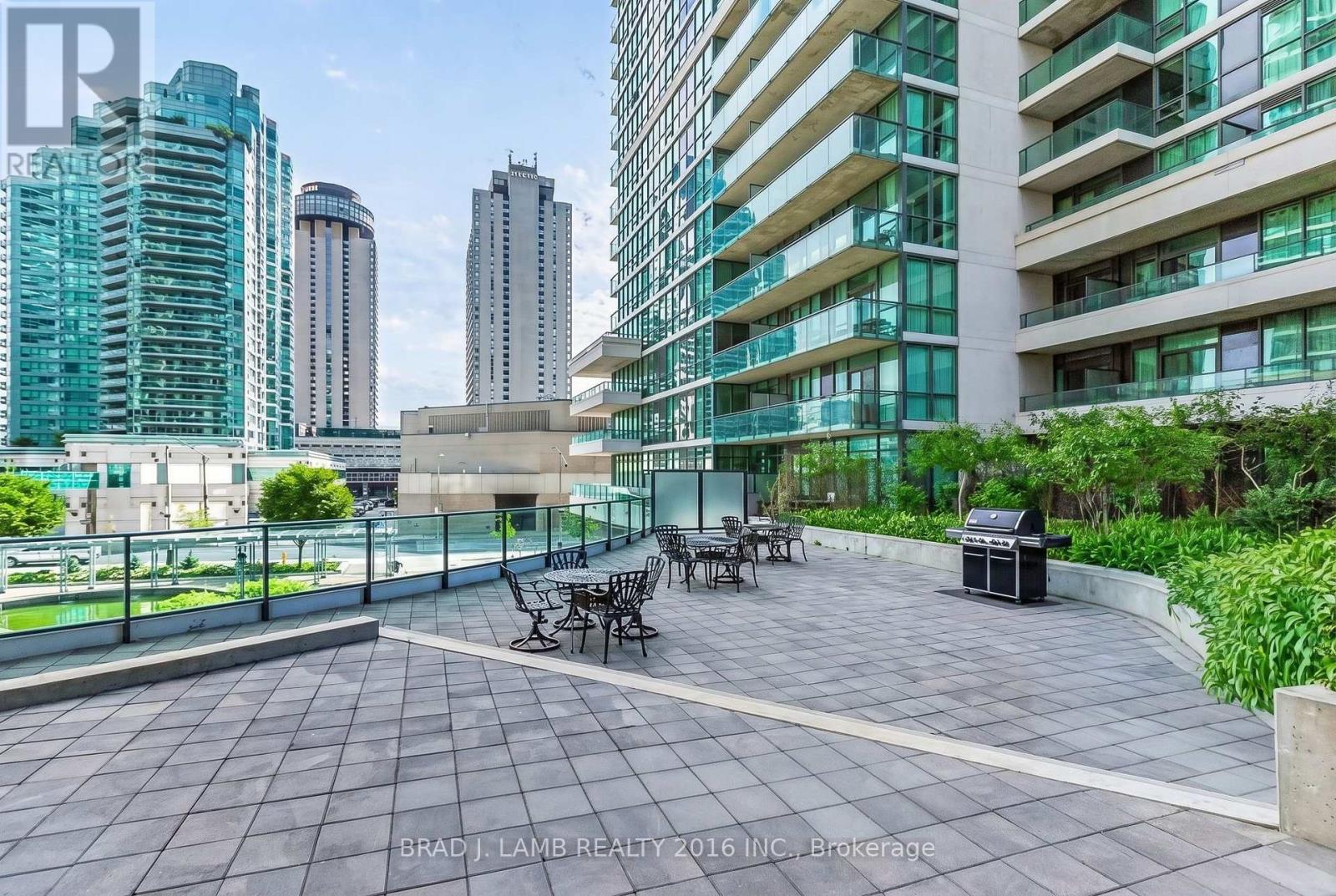 310 - 16 YONGE STREET, Toronto (Waterfront Communities), Ontario, M5E2A1 — Photo 12