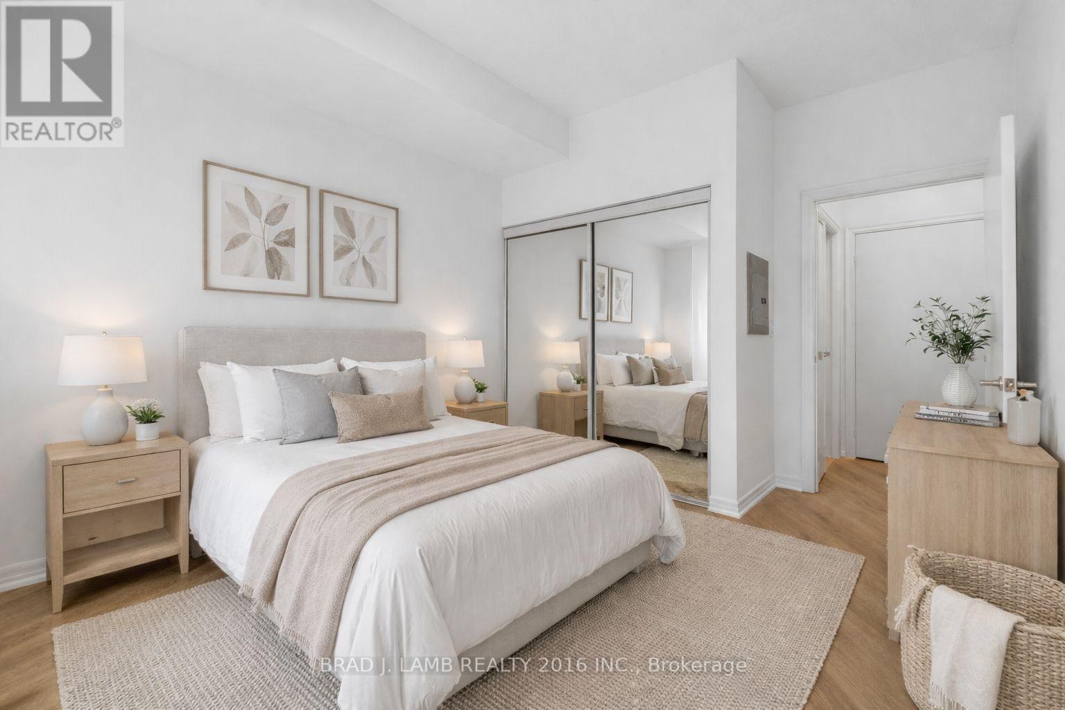 310 - 16 YONGE STREET, Toronto (Waterfront Communities), Ontario, M5E2A1 — Photo 7