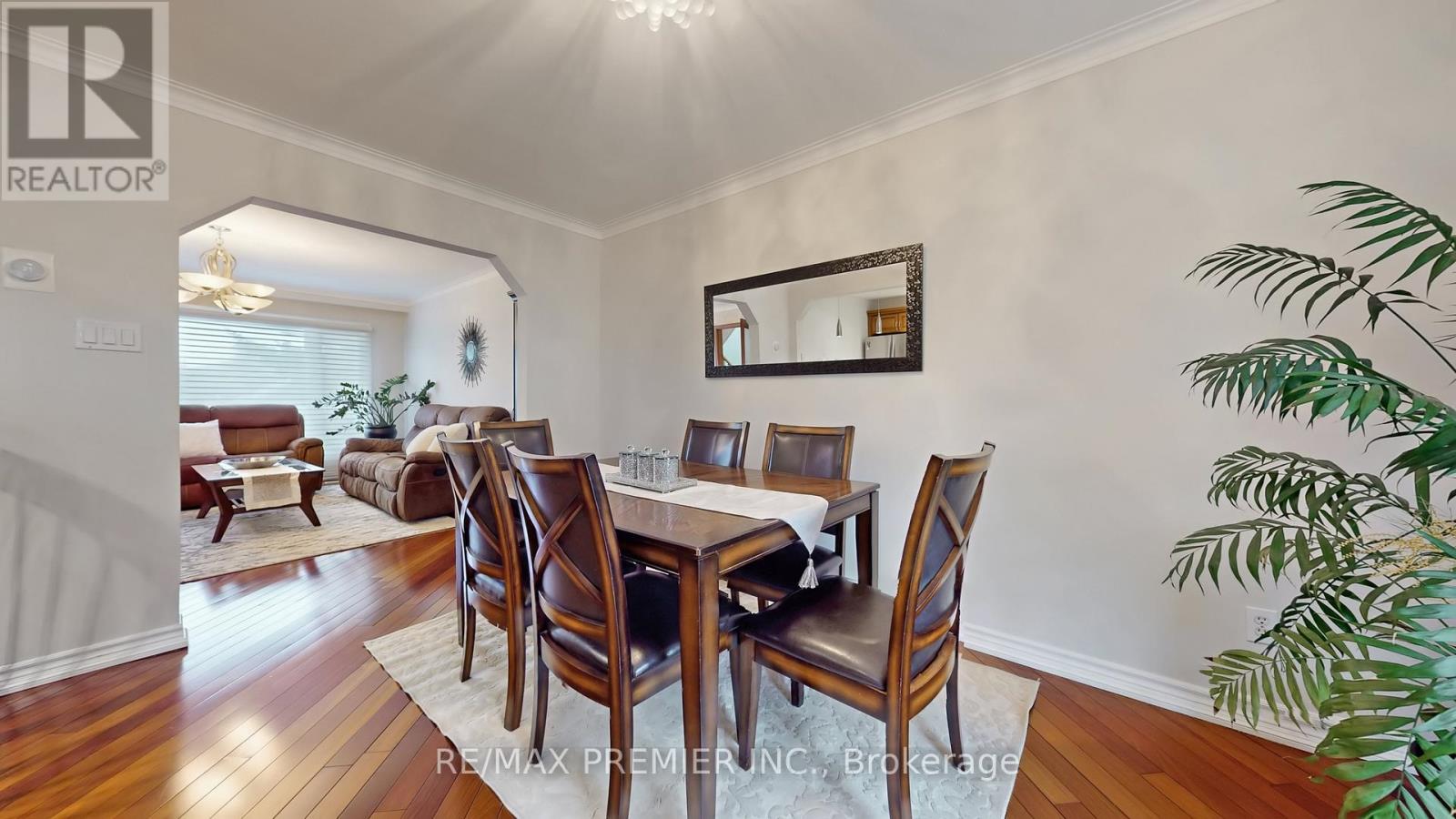 9 TILDEN CRESCENT, Toronto (Humber Heights), Ontario, M9P1V6 — Photo 7