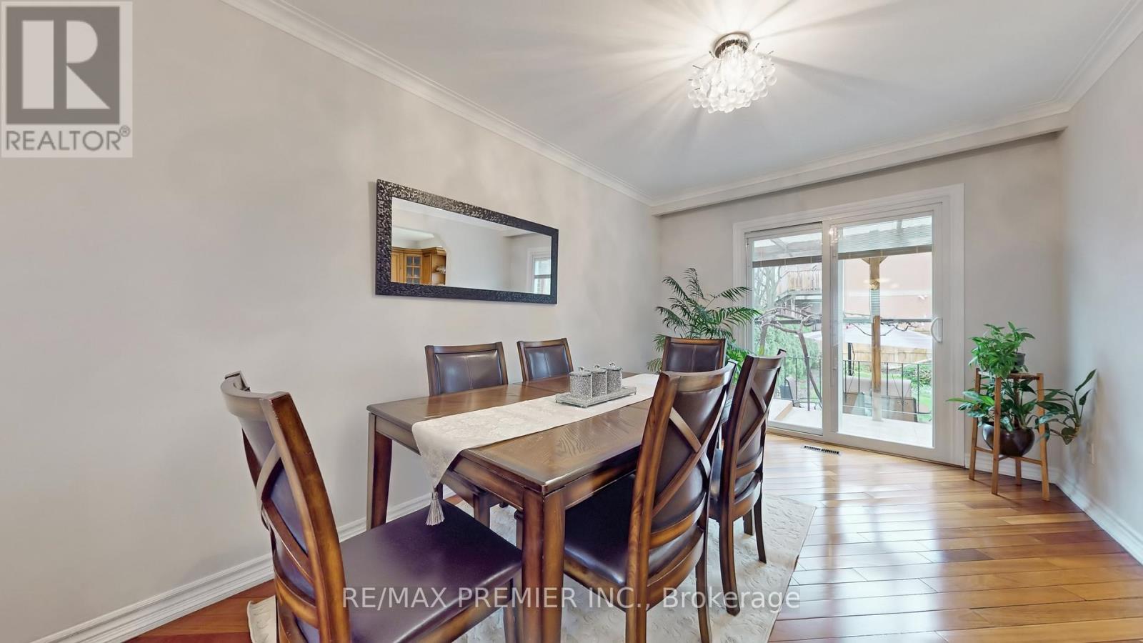 9 TILDEN CRESCENT, Toronto (Humber Heights), Ontario, M9P1V6 — Photo 8