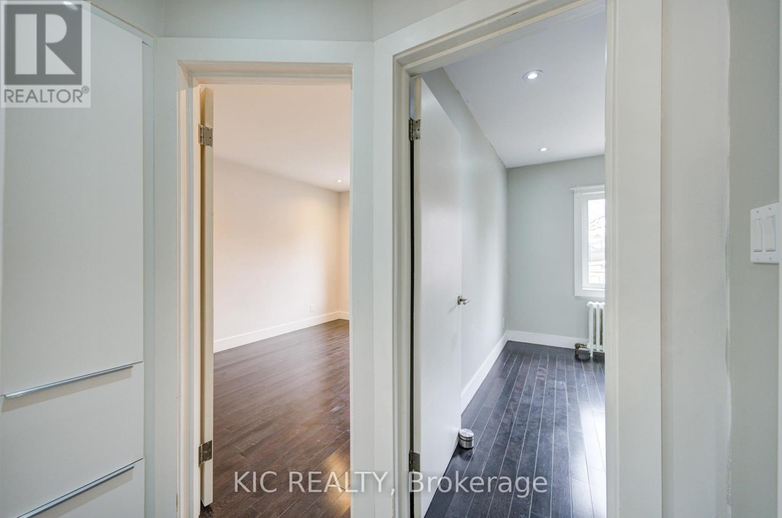 35 MONTCALM AVENUE, Toronto (Briar Hill-Belgravia), Ontario, M6E4N2 — Photo 12