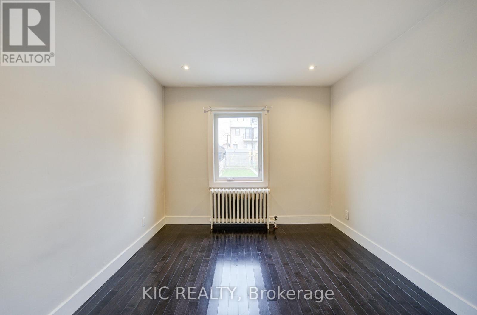 35 MONTCALM AVENUE, Toronto (Briar Hill-Belgravia), Ontario, M6E4N2 — Photo 13