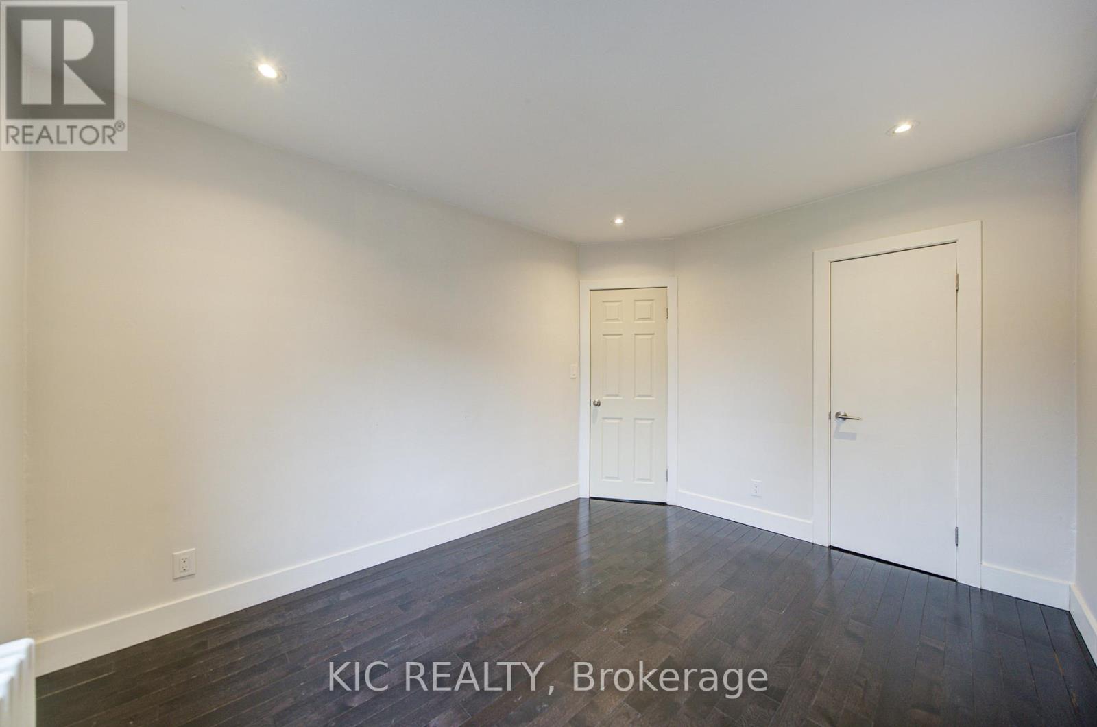 35 MONTCALM AVENUE, Toronto (Briar Hill-Belgravia), Ontario, M6E4N2 — Photo 15