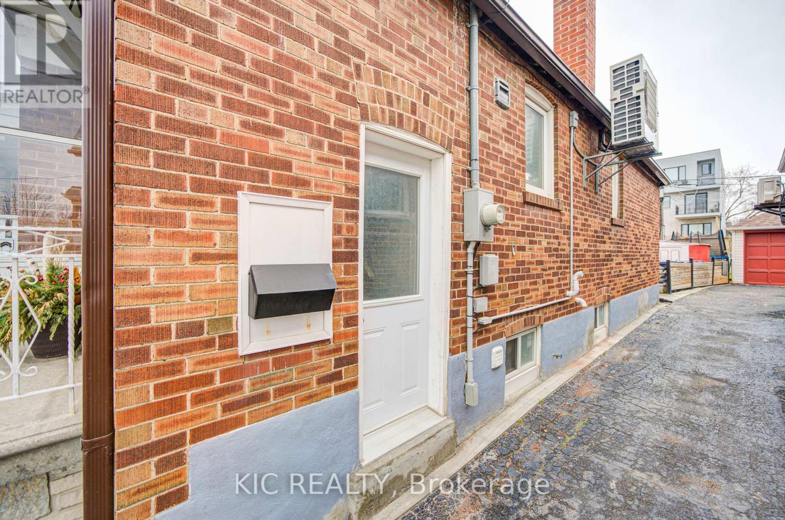 35 MONTCALM AVENUE, Toronto (Briar Hill-Belgravia), Ontario, M6E4N2 — Photo 33